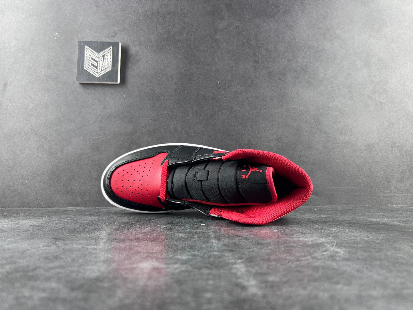 Nike Air Jordan 1 Mid Alternate Bred (2022)