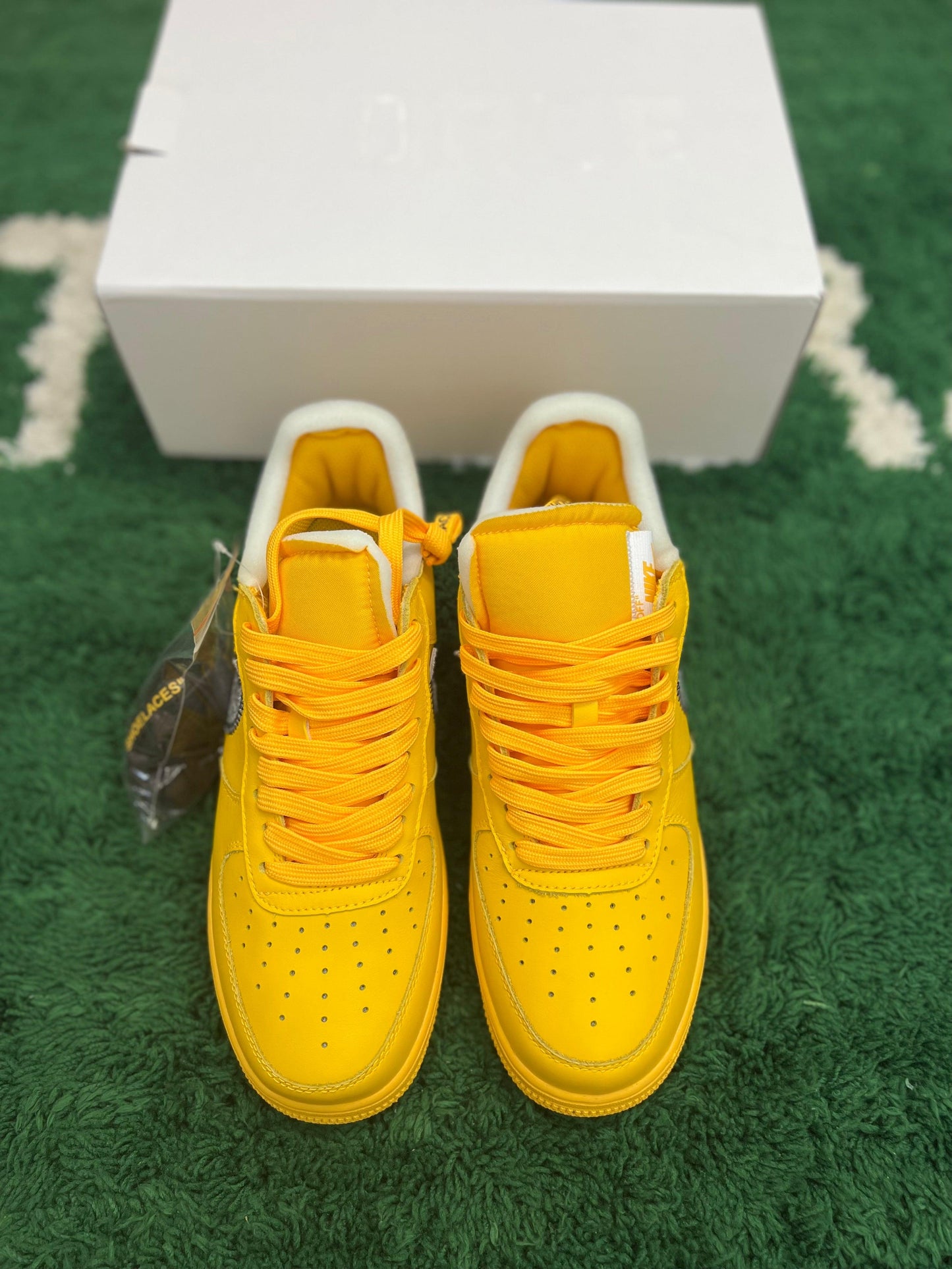 Off-White x Nike Air Force 1 Low Lemonade