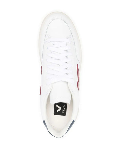 Veja logo-patch lace-up sneaker