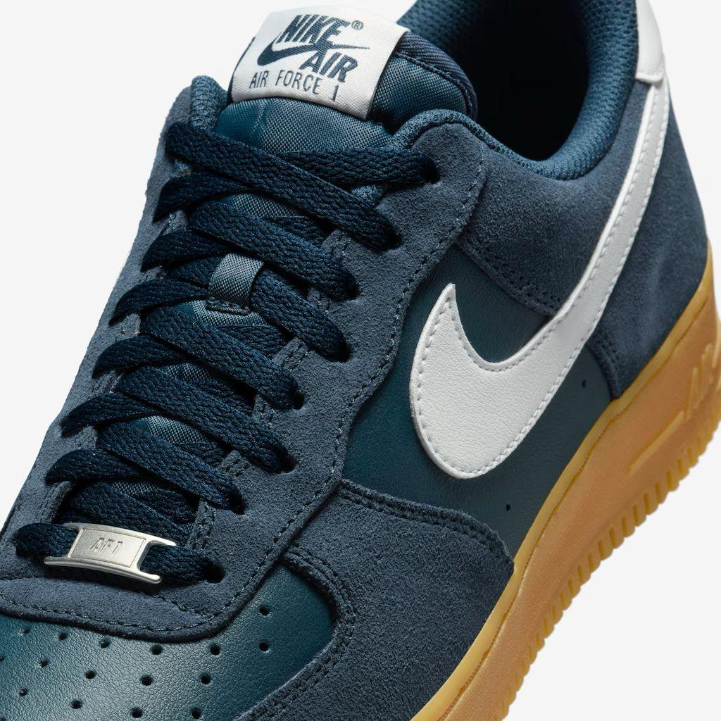 Nike Air Force 1 Low Armory Navy Gum